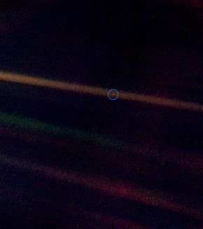 290px-PaleBlueDot